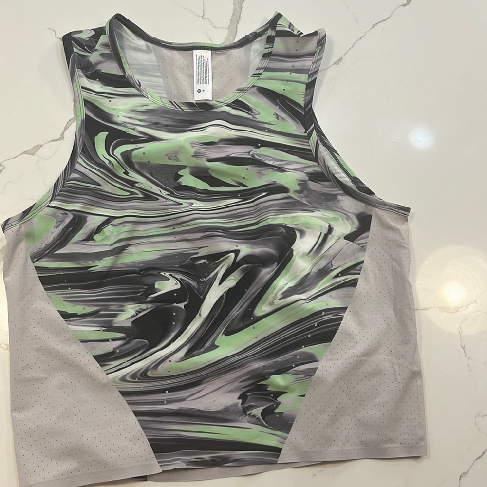 Like new, Lululemon Tank